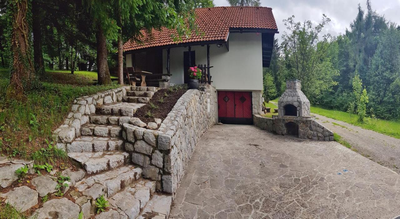 Sweet Stay Forest House Vrhnika Exterior foto