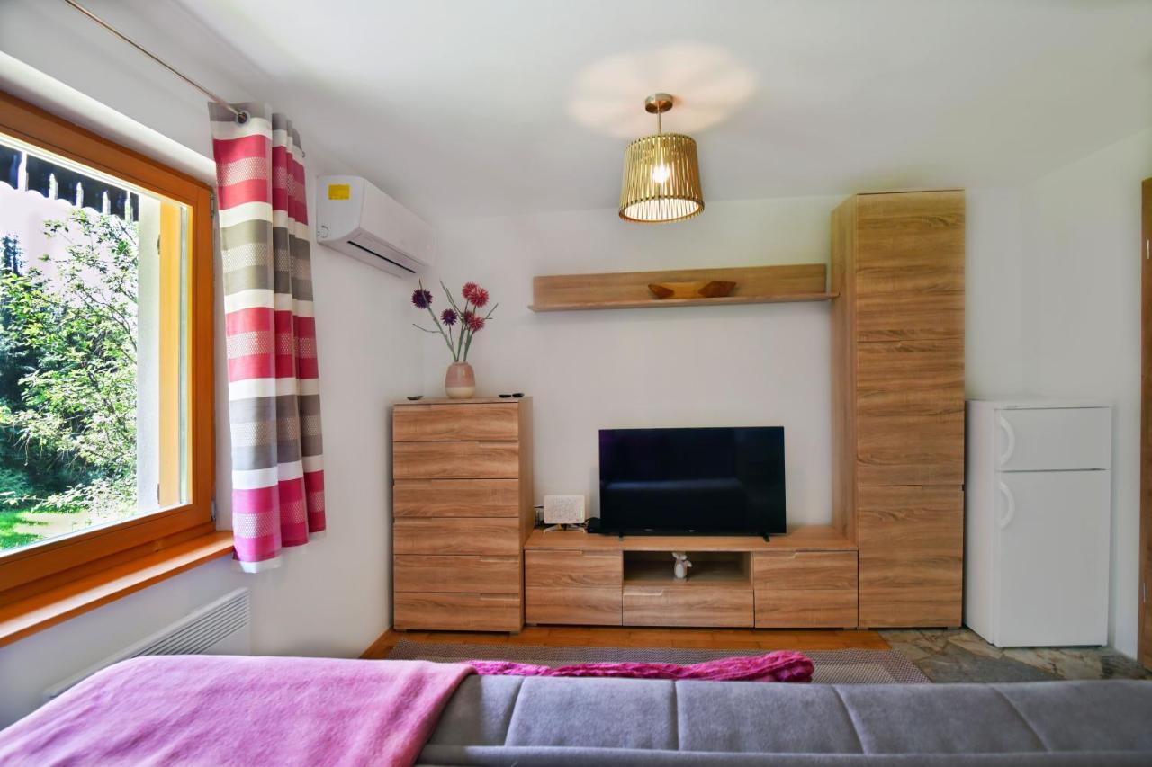 Sweet Stay Forest House Vrhnika Exterior foto