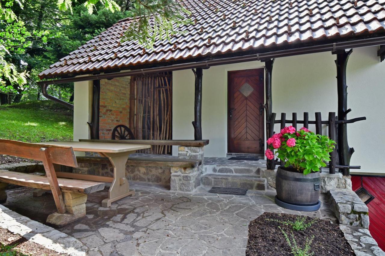 Sweet Stay Forest House Vrhnika Exterior foto