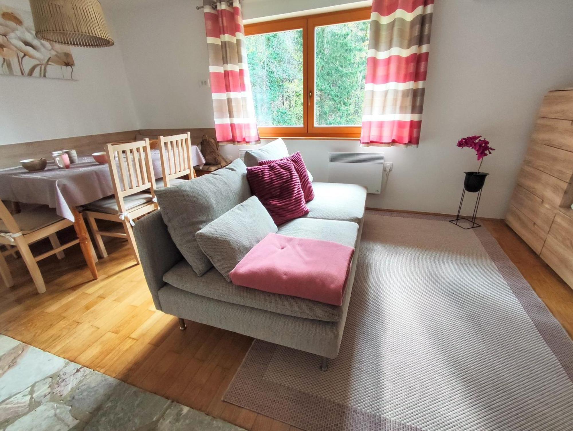 Sweet Stay Forest House Vrhnika Exterior foto